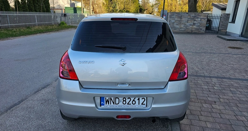 Suzuki Swift cena 13900 przebieg: 119000, rok produkcji 2010 z Sokołów Małopolski małe 529